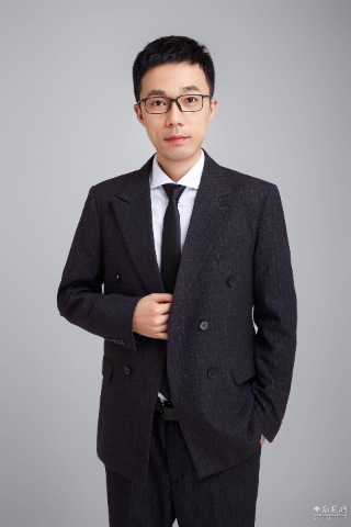 王博文 - 高新区（新市区）河南西路欣欣服装店王博文